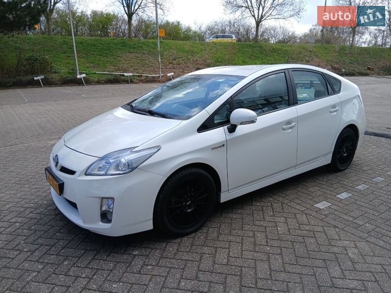 Хэтчбек Toyota Prius 2009 в Киеве фото 2 Хэтчбек Toyota Prius 2009 в Киеве