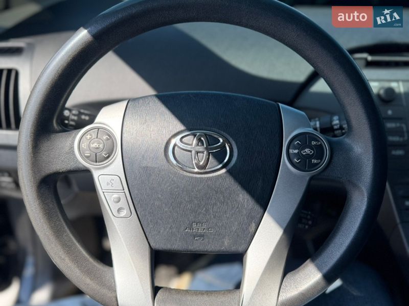 Хетчбек Toyota Prius 2013 в Умані