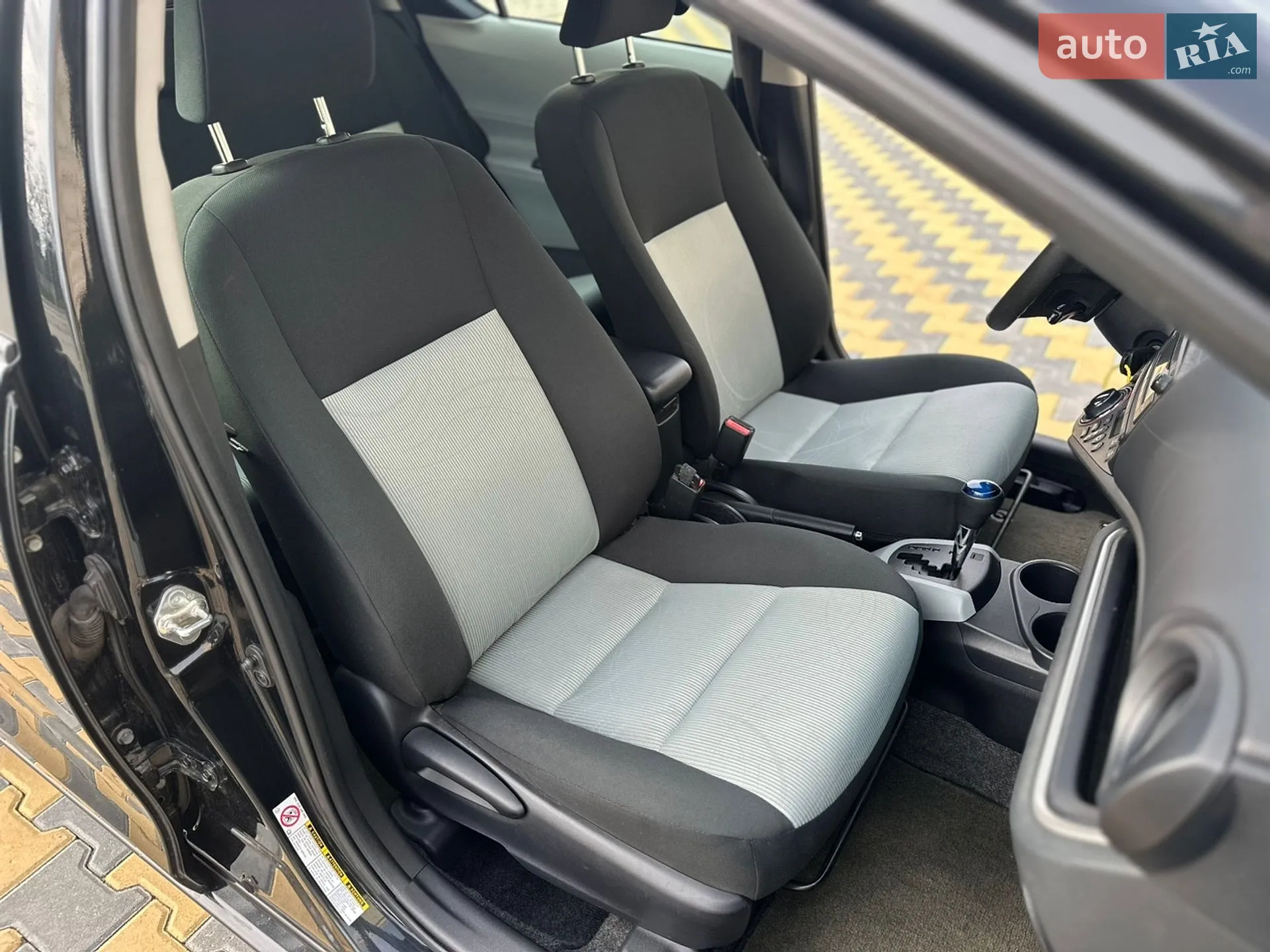 2014 Toyota Prius - мініатюра 36