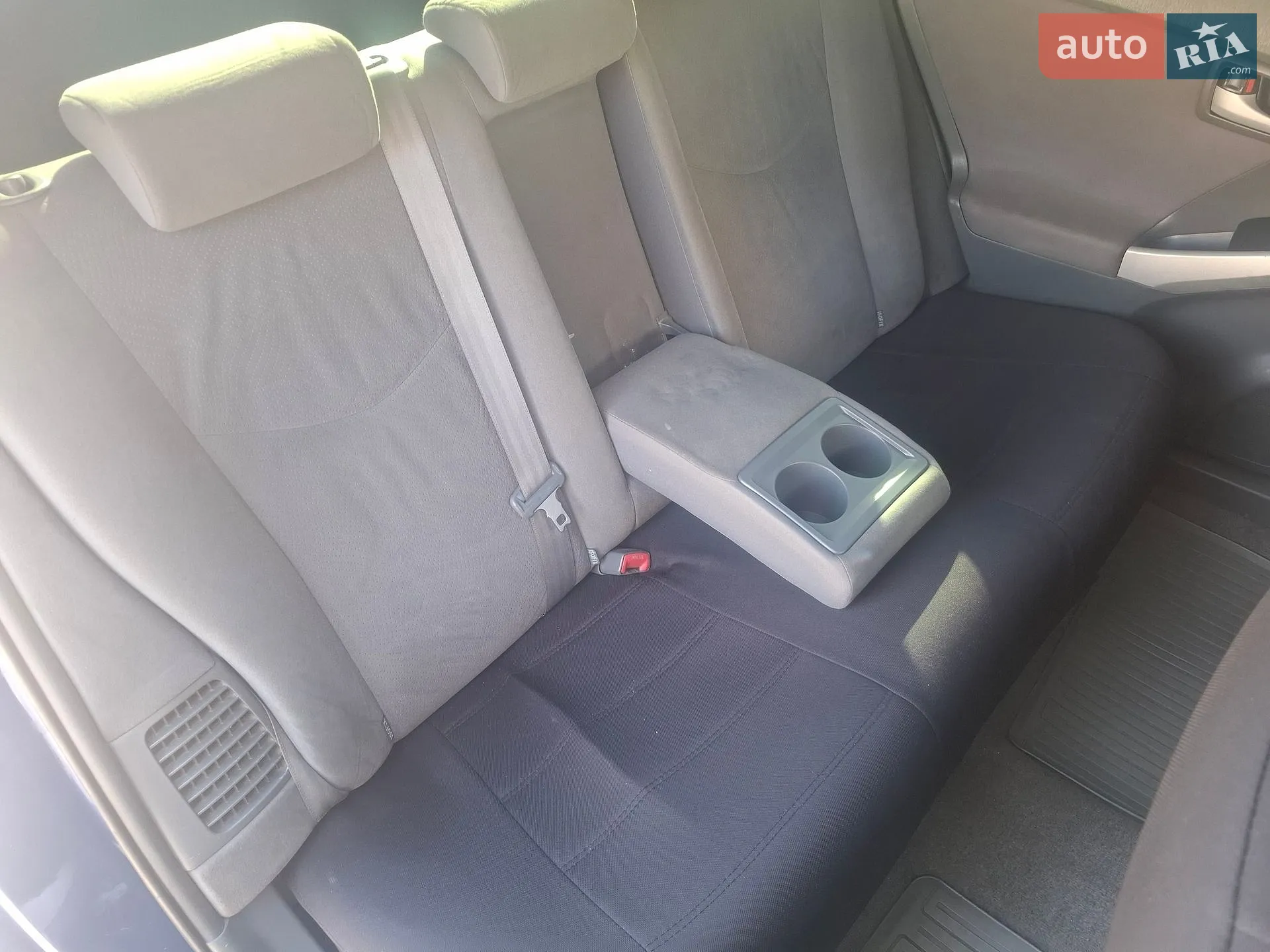 2010 Toyota Prius - мініатюра 8