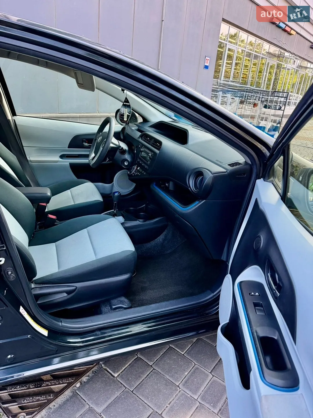 2013 Toyota Prius - мініатюра 10