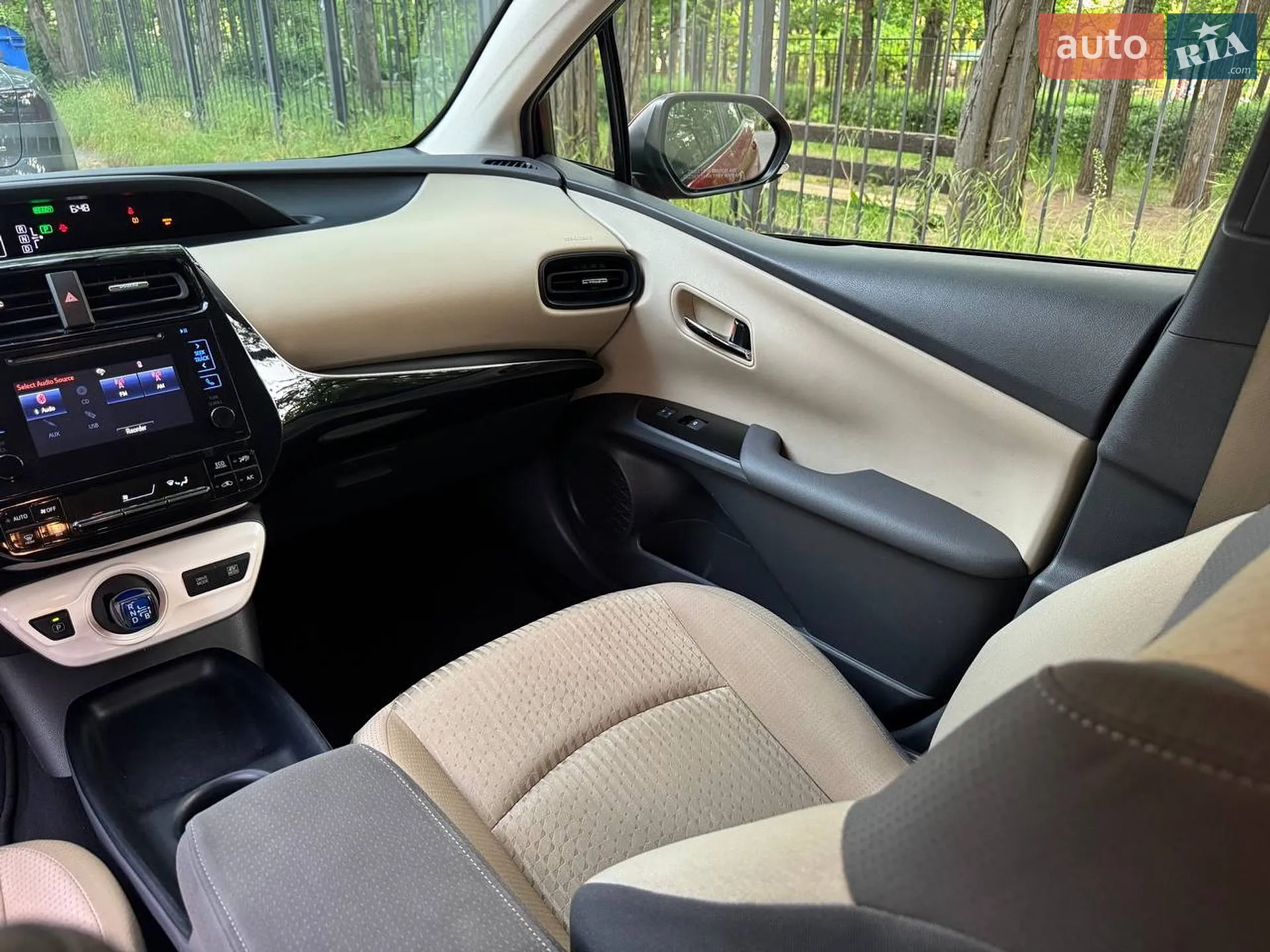 2016 Toyota Prius - мініатюра 2