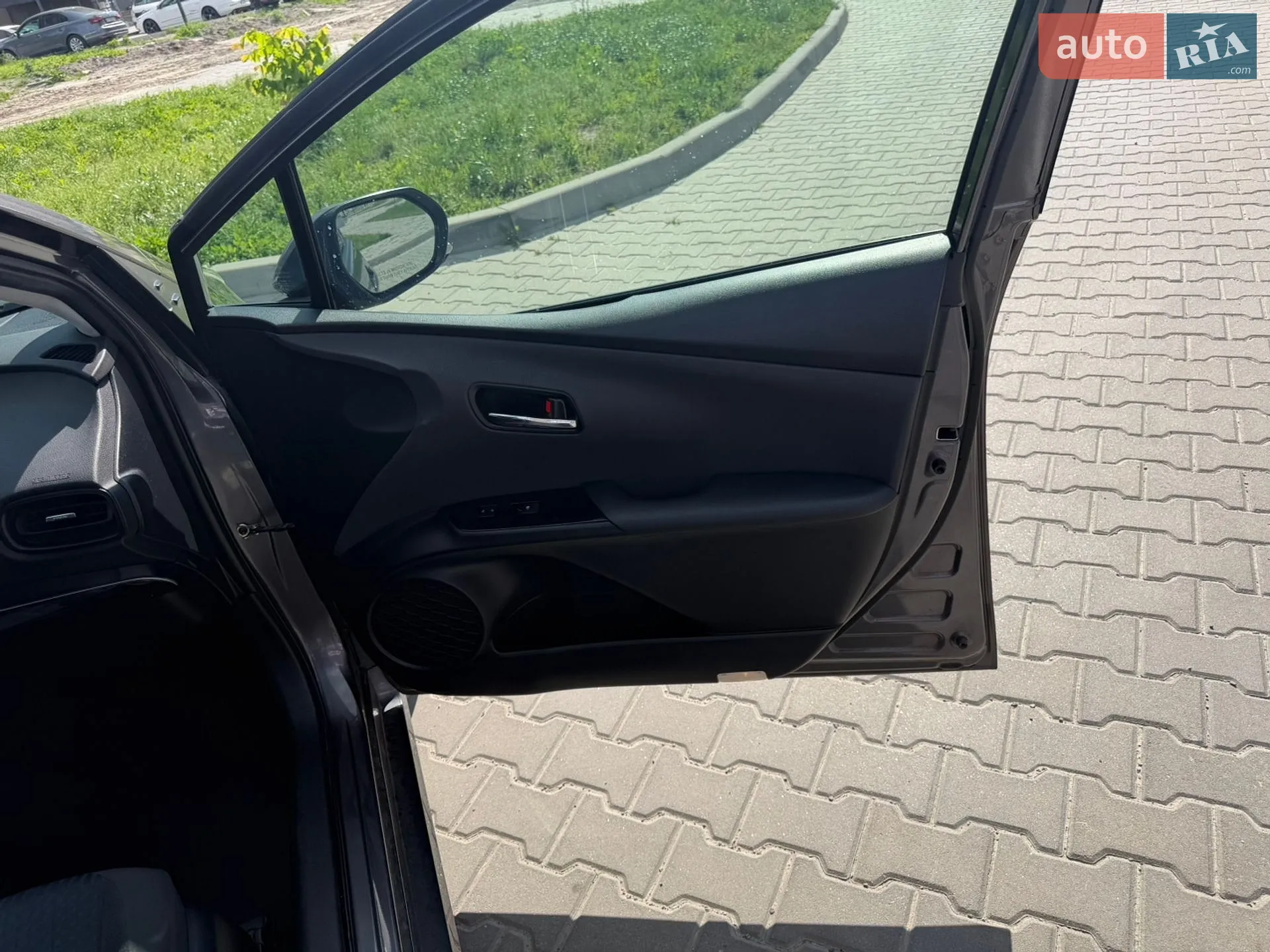 2016 Toyota Prius - мініатюра 10