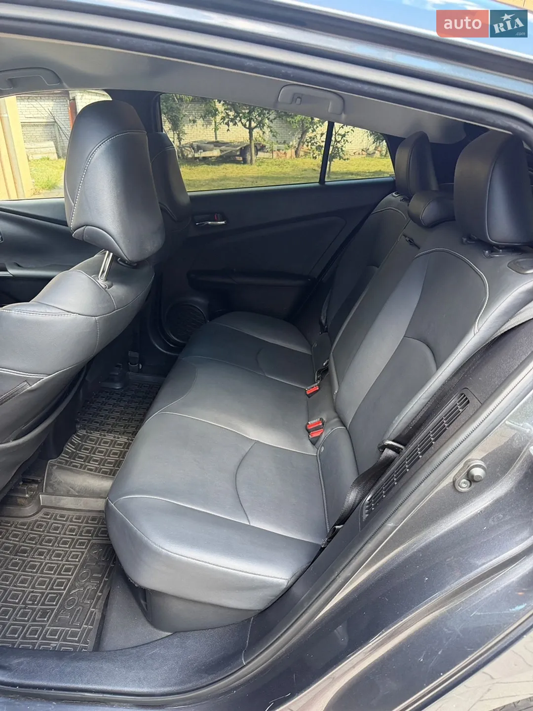 2019 Toyota Prius - мініатюра 17