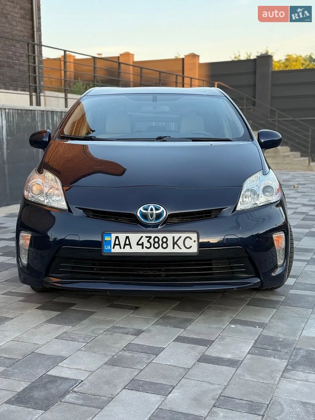 2015 Toyota Prius - мініатюра 2