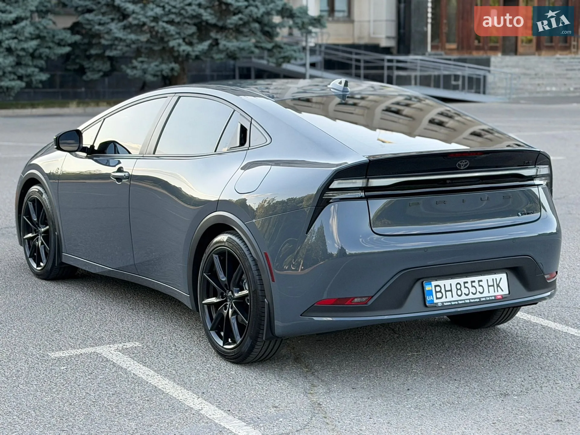 Toyota Prius Prime 2025 VIN JTDACACU3S3051557 фото оголошення 6 з 35