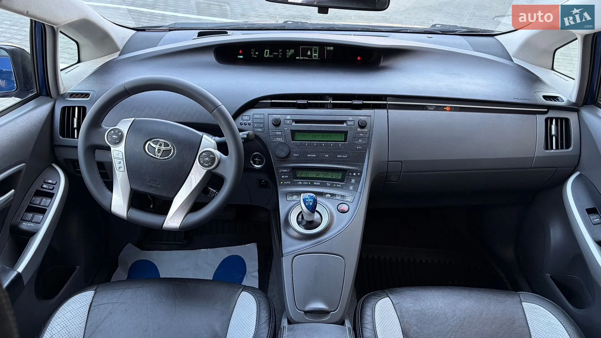 2010 Toyota Prius - мініатюра 15