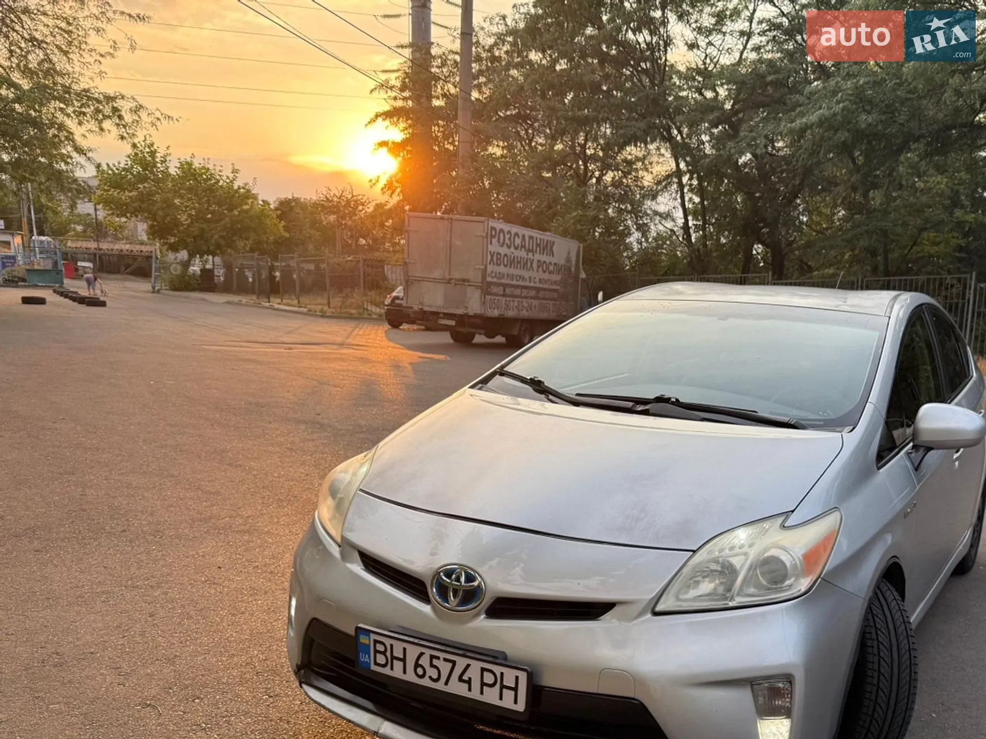 2012 Toyota Prius - фото 1
