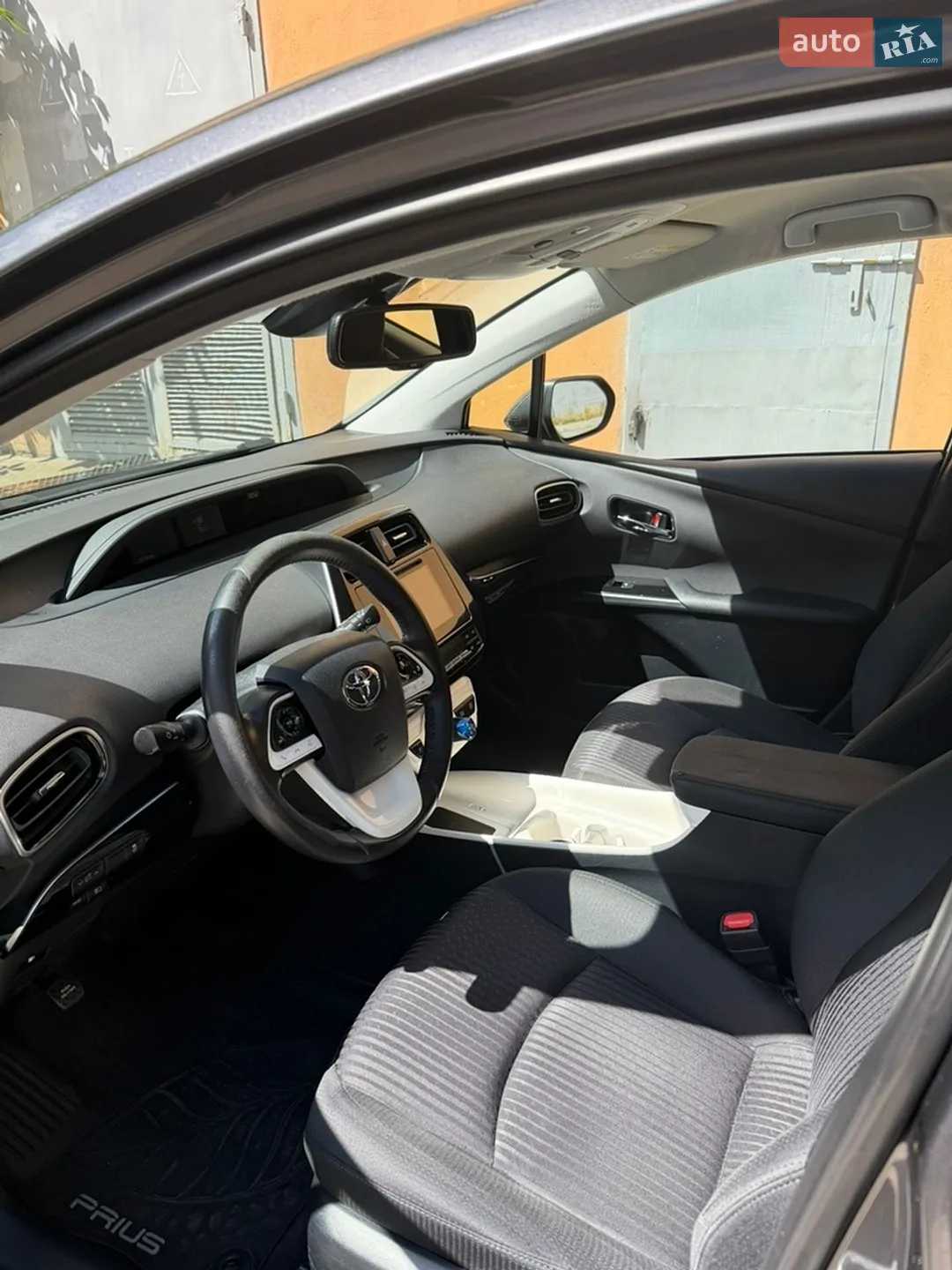 2016 Toyota Prius - мініатюра 19
