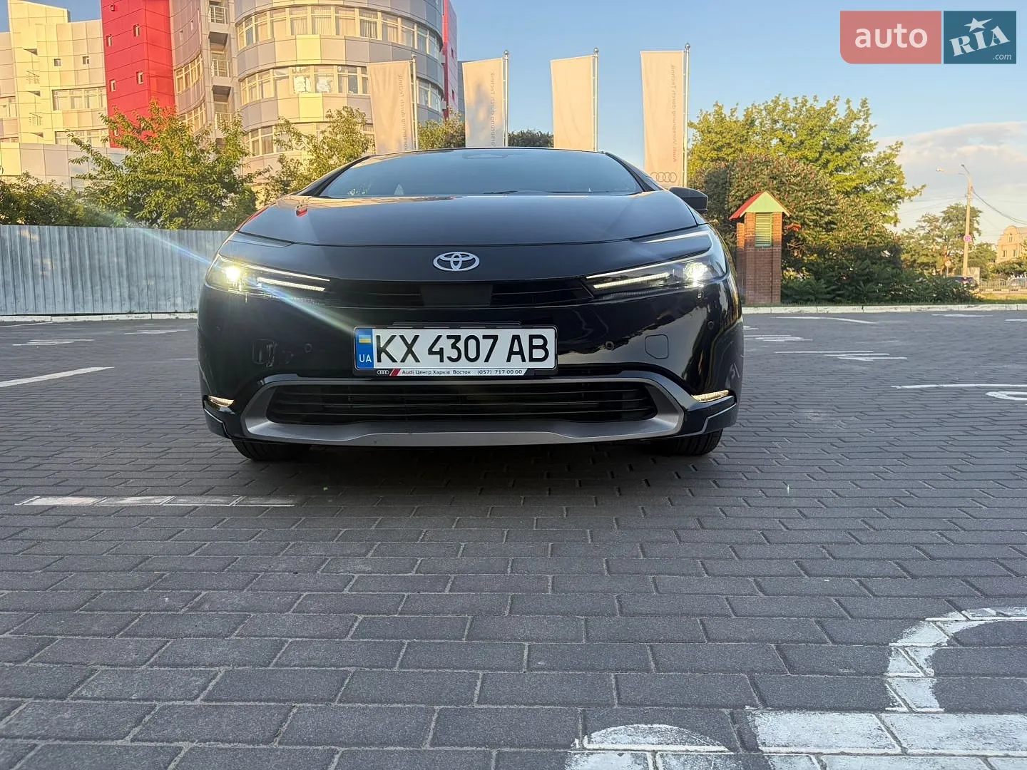 2025 Toyota Prius - мініатюра 3