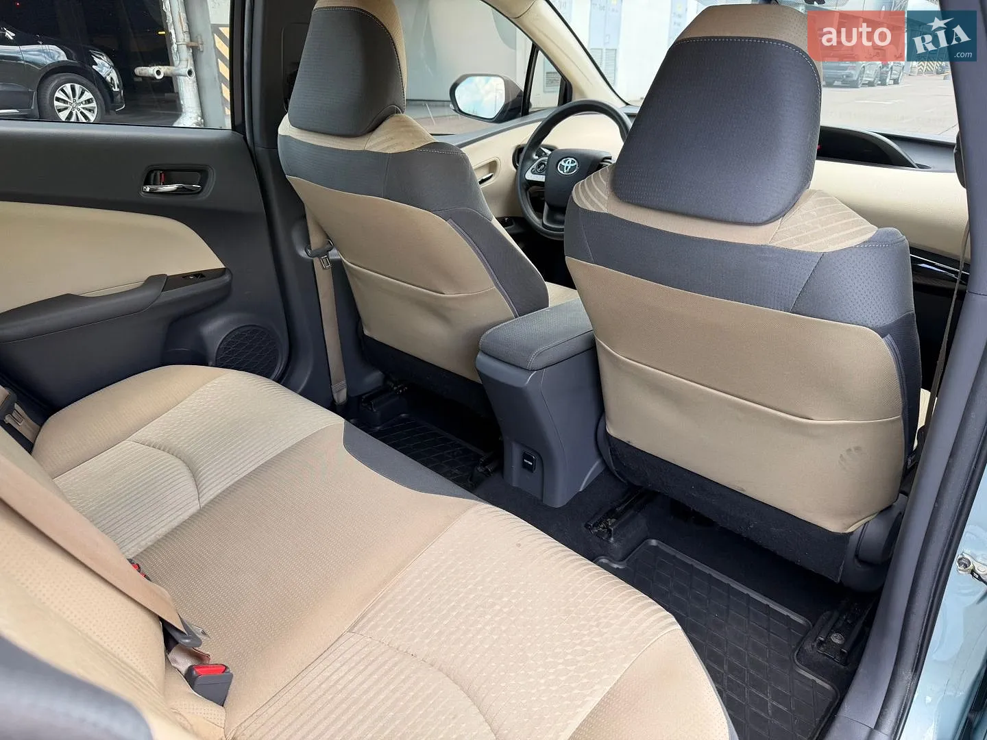 2016 Toyota Prius - мініатюра 36