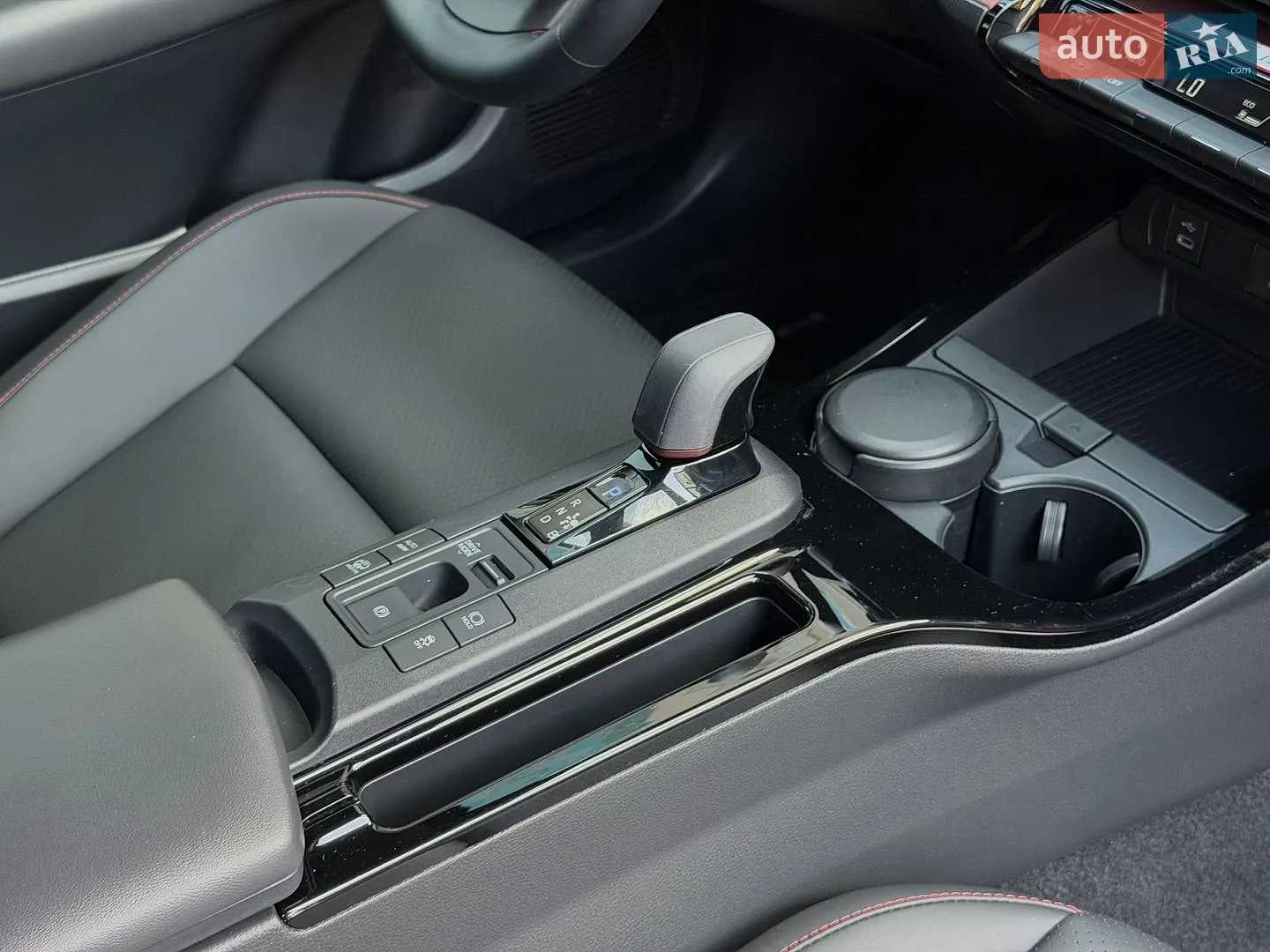 2025 Toyota Prius - мініатюра 60