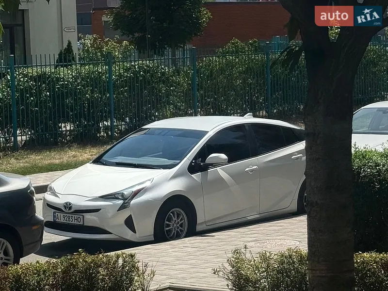 Toyota Prius 2016
