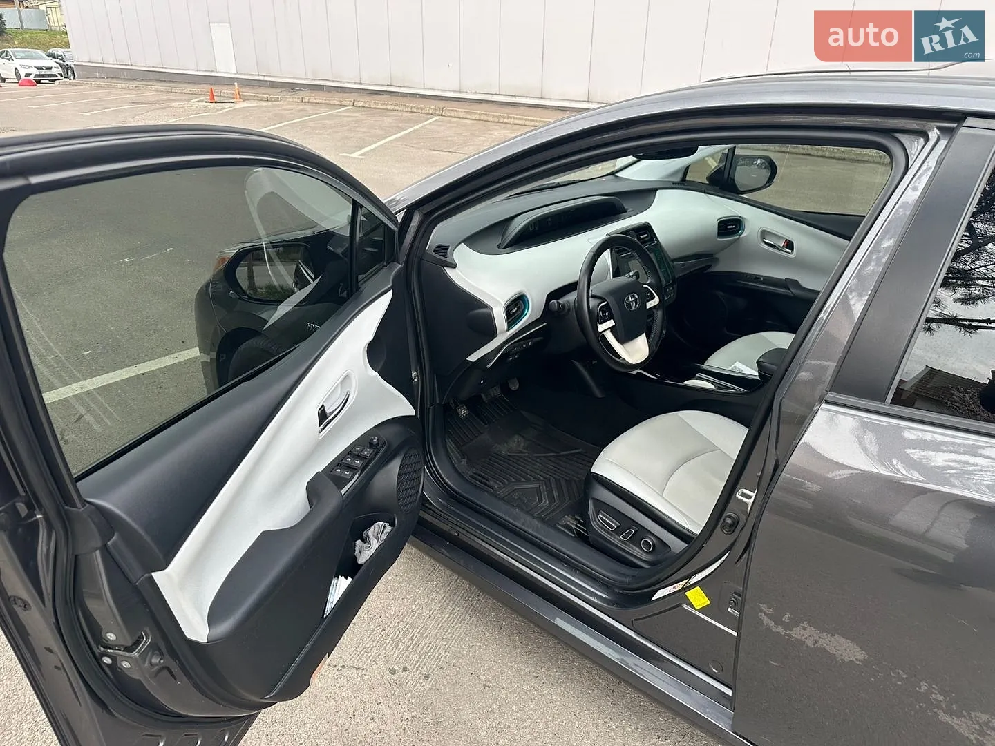 2016 Toyota Prius - мініатюра 39