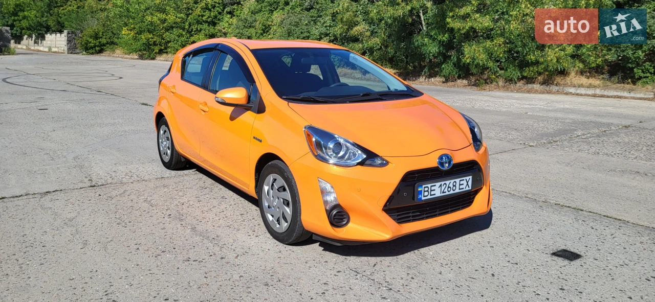 2015 Toyota Prius c - мініатюра 22