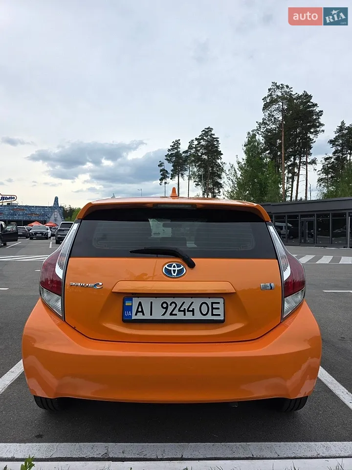 2015 Toyota Prius c - мініатюра 28