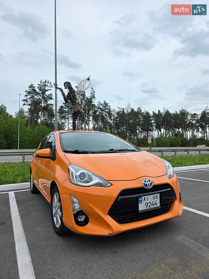 2015 Toyota Prius c - мініатюра 29