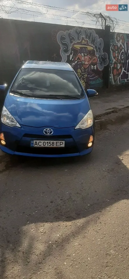2012 Toyota Prius c - мініатюра 6