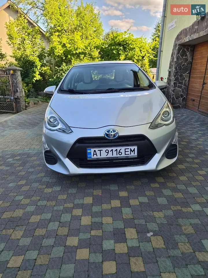 2015 Toyota Prius c - мініатюра 19