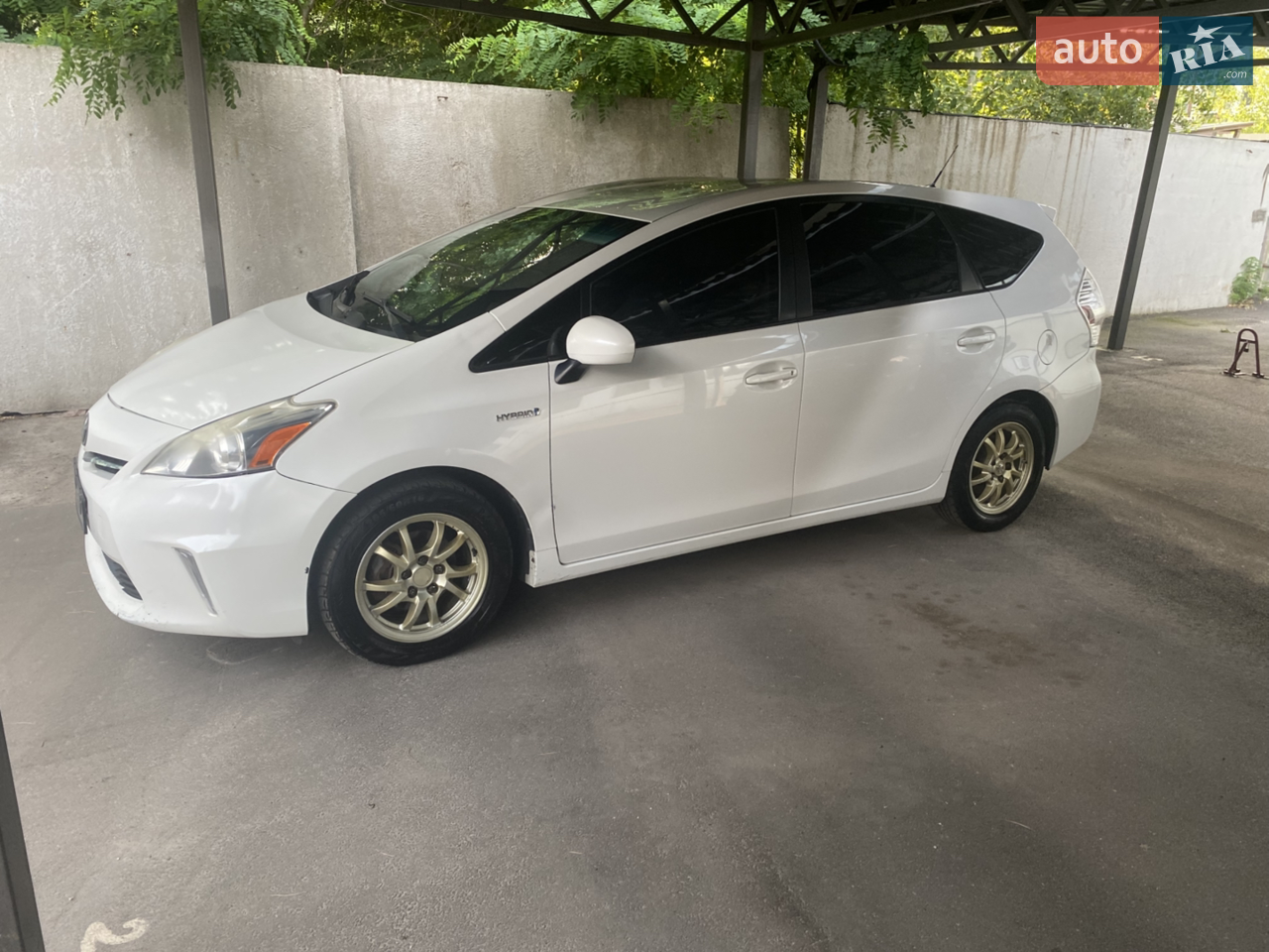 2013 Toyota Prius v (+) - мініатюра 24
