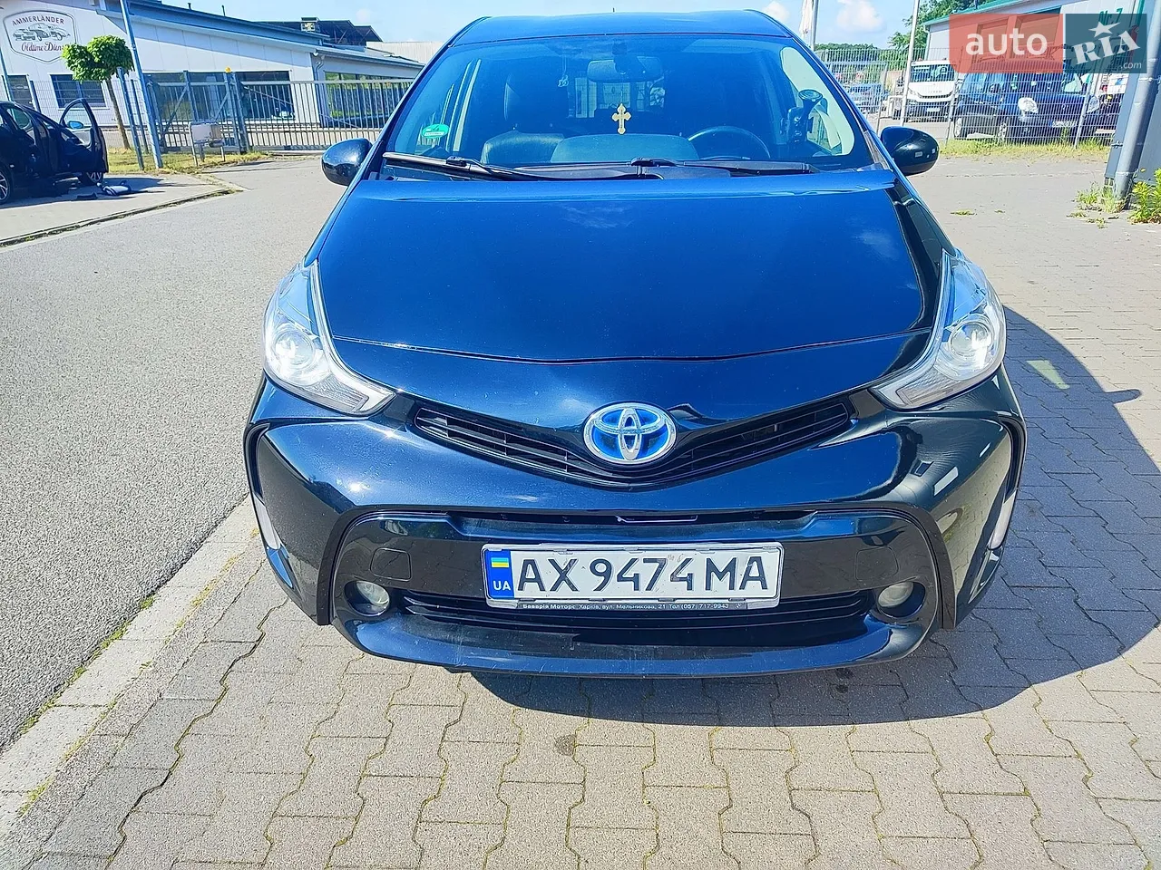 2016 Toyota Prius v (+) - мініатюра 29