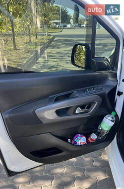 Минивэн Toyota Proace City Verso 2021 в 