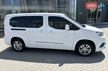 Минивэн Toyota Proace City 2021 в 