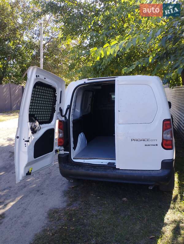 Грузовой фургон Toyota Proace City 2022 в Нежине