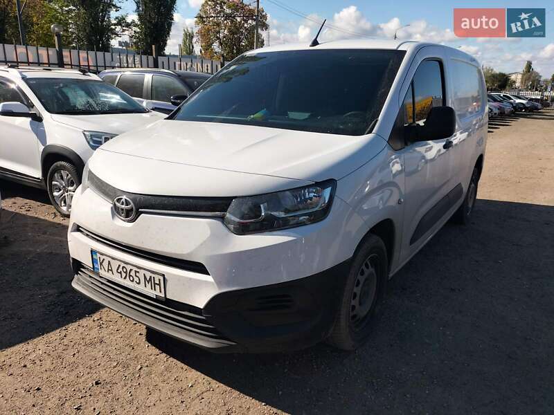 Toyota Proace City 2023