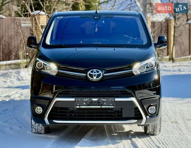 Мінівен Toyota Proace Verso 2024 в Києві