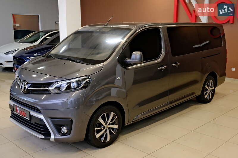 Мінівен Toyota Proace Verso 2022 в Одесі