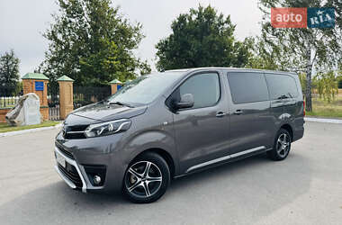 Мінівен Toyota Proace Verso 2019 в Ромнах