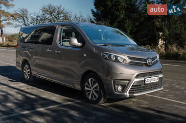 Минивэн Toyota Proace Verso 2023 в Ужгороде