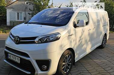 Вантажний фургон Toyota Proace 2021 в Кривому Розі