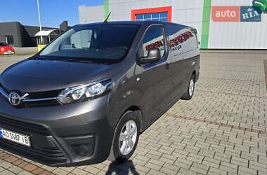 Грузовой фургон Toyota Proace 2018 в Тячеве