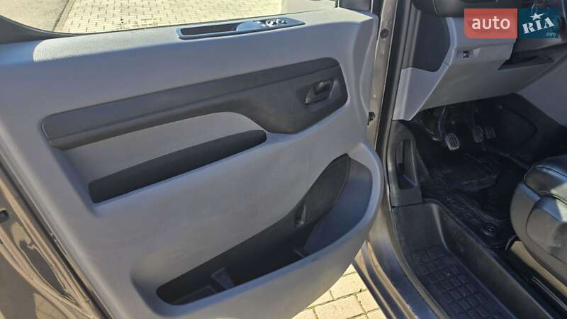 Грузовой фургон Toyota Proace 2018 в Тячеве