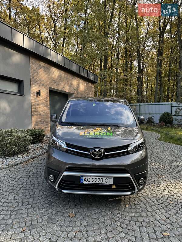 Toyota Proace 2021