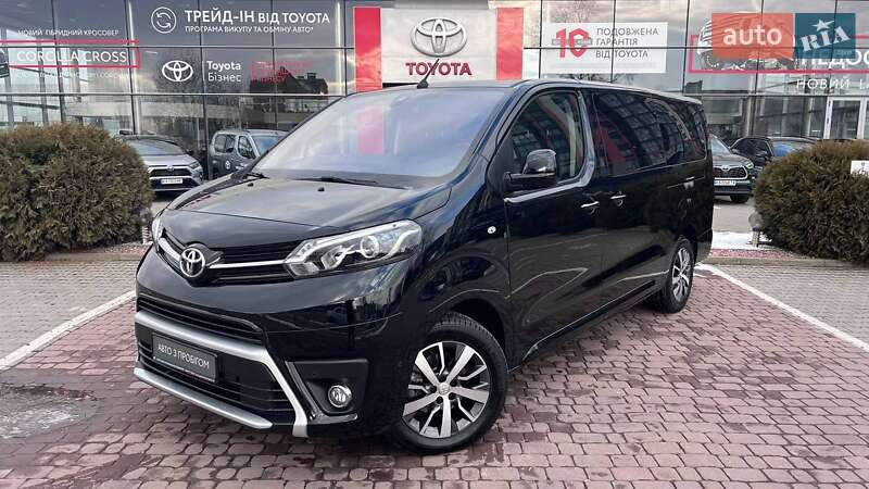 Мінівен Toyota Proace 2023 в Хмельницькому