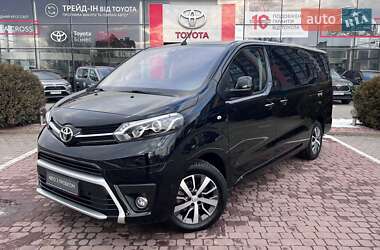 Toyota Proace 2023