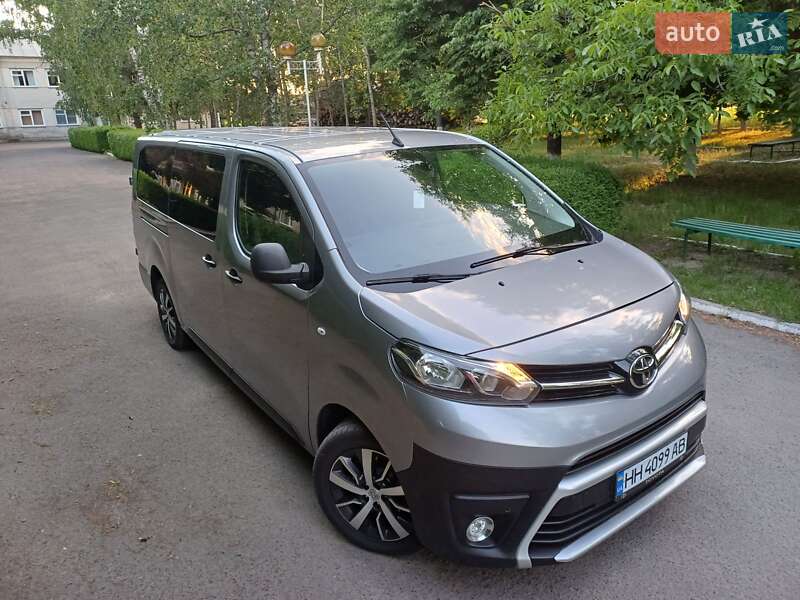 Мінівен Toyota Proace 2019 в Бершаді