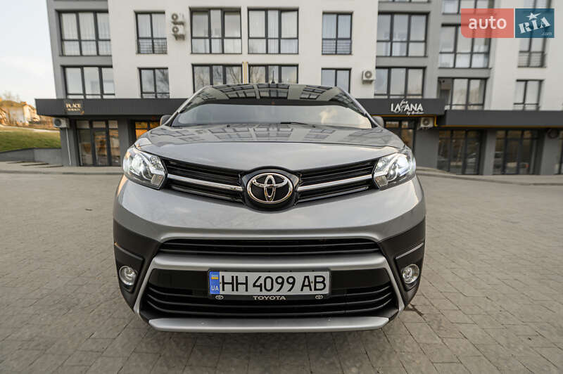 Мінівен Toyota Proace 2019 в Львові