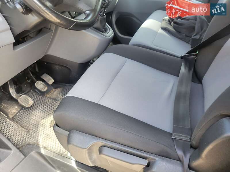 Мінівен Toyota Proace 2019 в Одесі фото 14 Мінівен Toyota Proace 2019 в Одесі