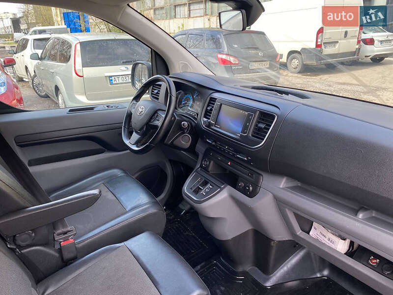 Вантажний фургон Toyota Proace 2020 в Одесі