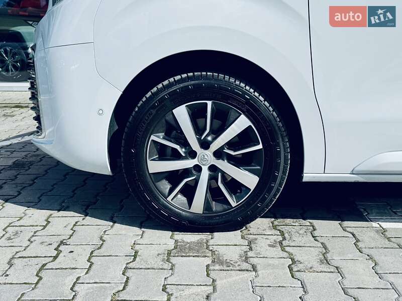 Минивэн Toyota Proace 2025 в Тернополе