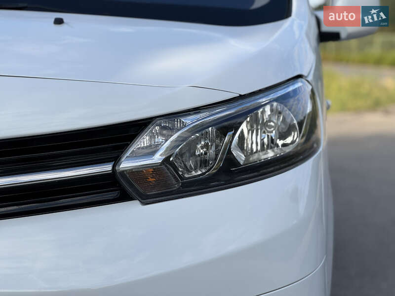 Мінівен Toyota Proace 2019 в Дніпрі