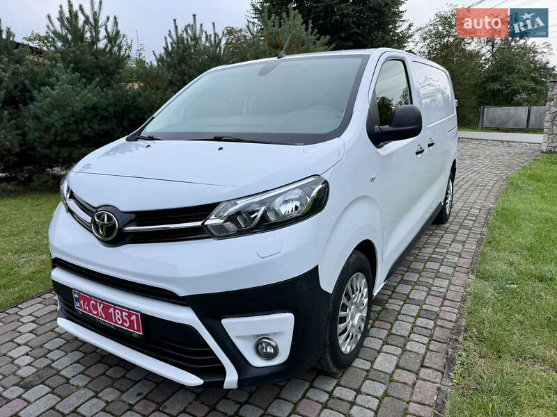 Грузовой фургон Toyota Proace 2023 в Калуше