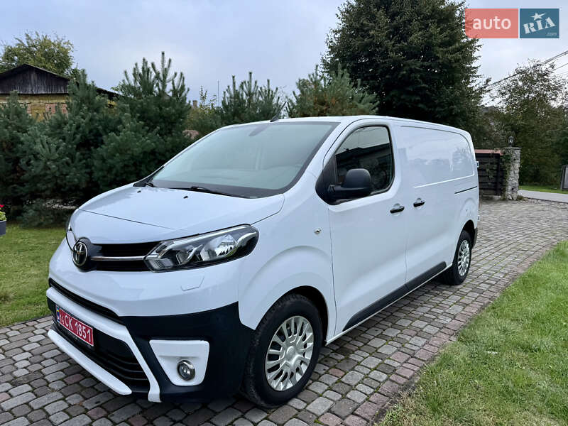 Грузовой фургон Toyota Proace 2023 в Калуше