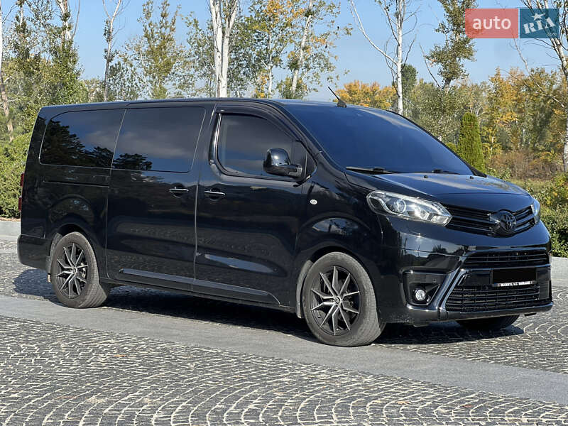 Мінівен Toyota Proace 2017 в Дніпрі фото 13 Мінівен Toyota Proace 2017 в Дніпрі