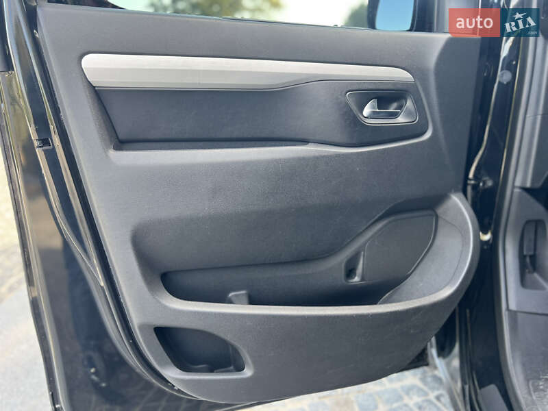 Мінівен Toyota Proace 2017 в Дніпрі фото 35 Мінівен Toyota Proace 2017 в Дніпрі