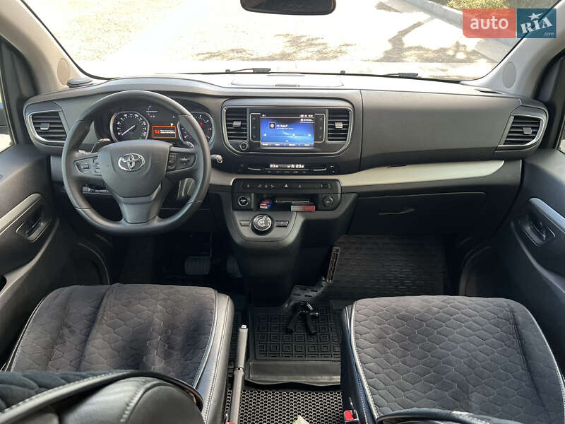 Мінівен Toyota Proace 2017 в Дніпрі фото 41 Мінівен Toyota Proace 2017 в Дніпрі